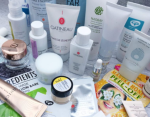 Tips-on-How-to-Choose-Skin-Care-Products-that-Work-for-Combination-Skin-with-Recommended-Products